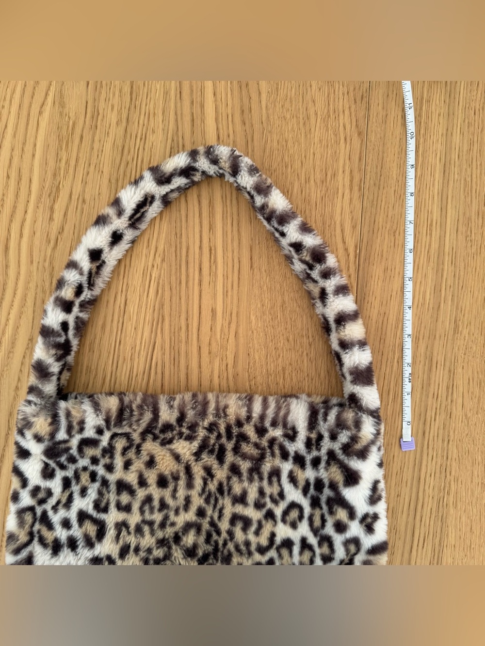 Brandy Melville Faux Fur Leopard Print Shoulder Bag - Picture 5 of 5
